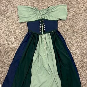 Stylish Green and Blue Medieval Woman’s Dress